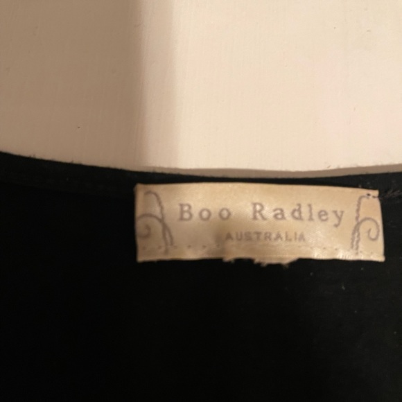 Elegant top - Picture 3 of 3